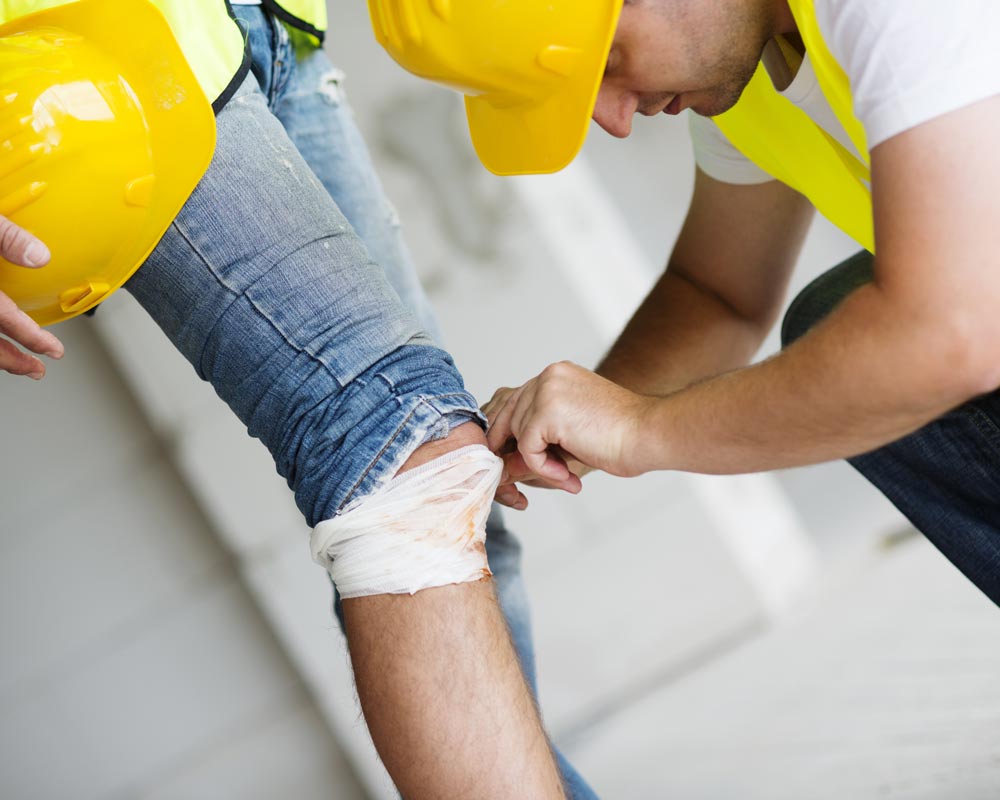 Construction-Worker-with-Bandage